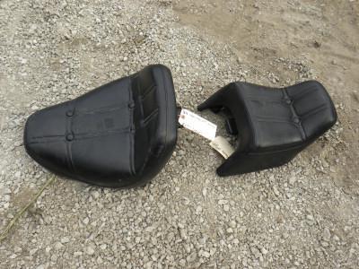 1984 honda vf700 seats