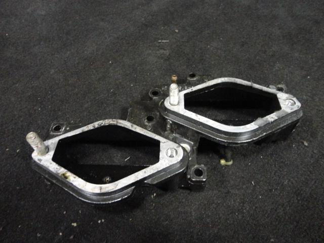 Lower intake manifold #5000887 johnson/evinrude 2000-2005 200-250hp (708)