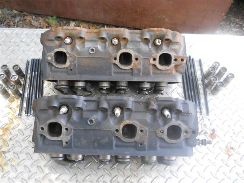 Omc inboard 4.3 engine motor 2 right + left heads w/ valves springs + pushrods