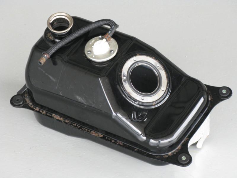 Suzuki burgman an 400 gas tank