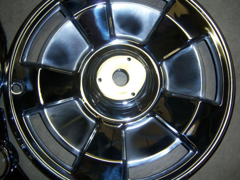 Buy Original 1966 Corvette Hub Caps with Spinners in Nazareth
