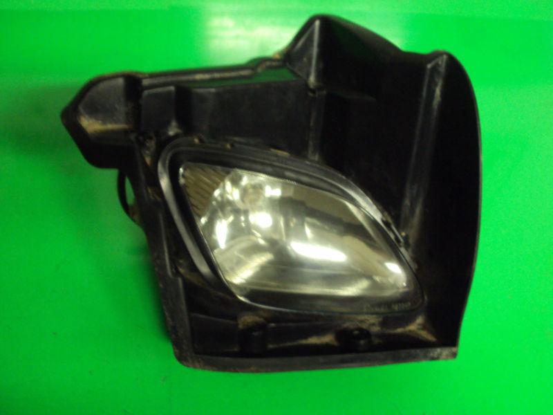 Suzuki eiger 400 4x4 05 headlight right