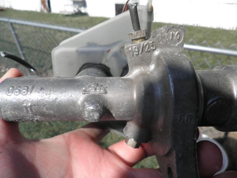 MERCEDES =BRAKE MASTER CYLINDER & RESERVOIR 300E/E2.8/2.6/E320 /300D/E3--D/4MAT, US $60.00, image 4