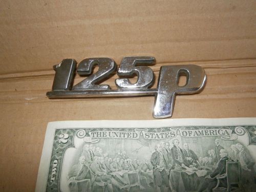 Emblem of fiat 125p