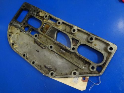 317215 plate, exhaust manifold, 1972 evinrude 65hp, model 65272s