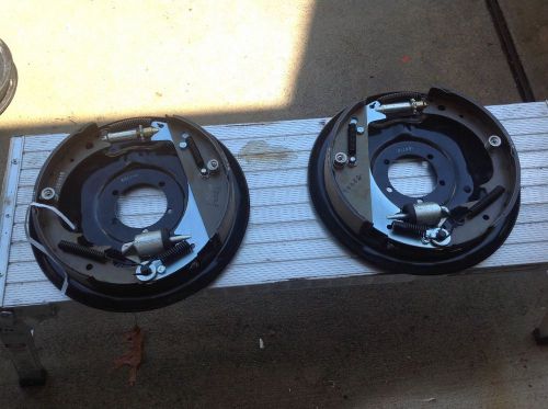 Trailer brake assemblies