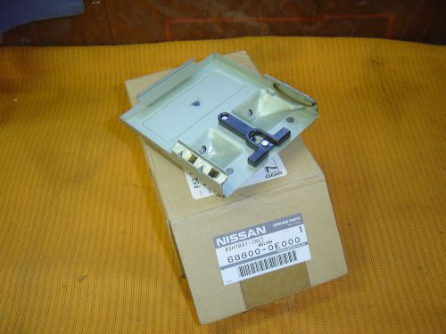 Nissan altima dashboard ashtray bracket, lighted