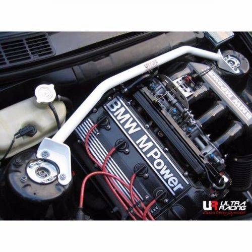 Ultra racing front strut bar  2 points bmw e30 3 series
