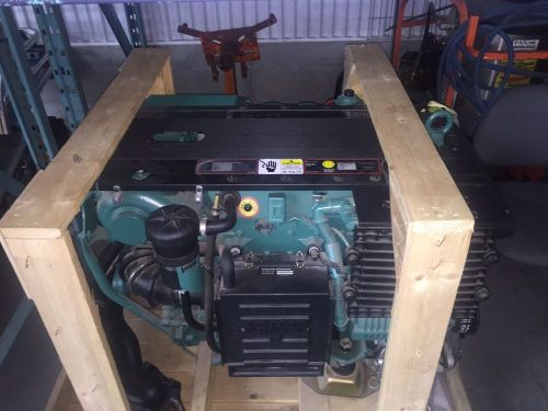 Volvo d4-260 ka marine diesel engine ( brand new in crate)