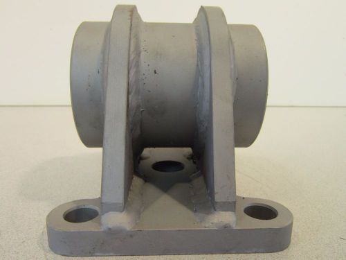 Tank bearing unit housing 11592672, nsn 3130004634491, appears unused, bargain!