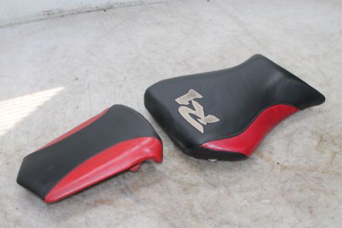 2000 yamaha yzf r1 front and rear seats