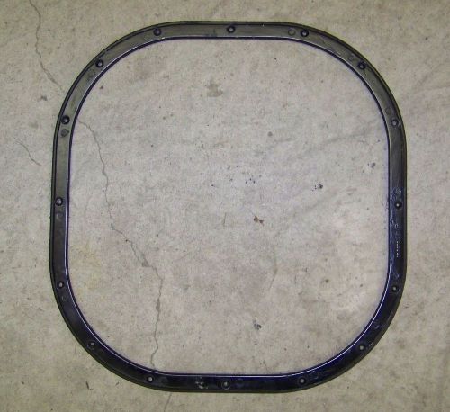 313081 omc stringer stern drive transom seal plate