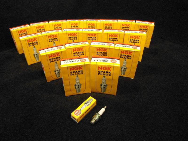 CASE OF 200 (20 PACKS OF 10) TRADITIONAL SPARK PLUG B6HS-10 NGK (1052) ENGINE 4, US $295.00, image 3