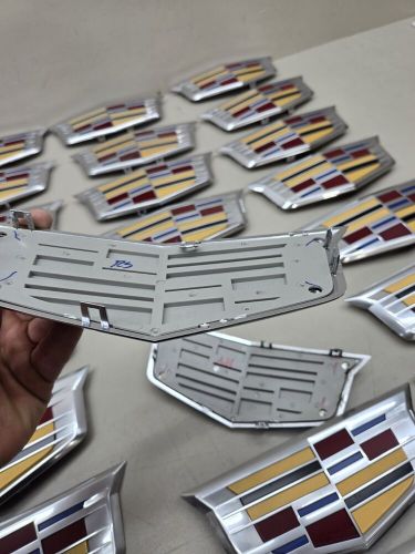 Cadillac escalade emblems lot of 31pcs resell emblems