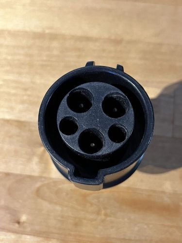 Authentic oem tesla adapter tslo2 to j1772 p/n: 1005617-00-b
