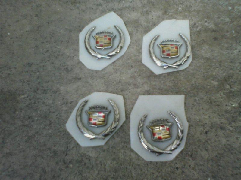 Cadillac interior emblem lot