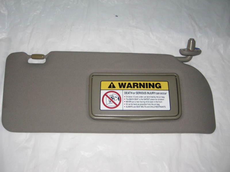 Acura rsx 2002 oem passenger side (right) sun visor/shade