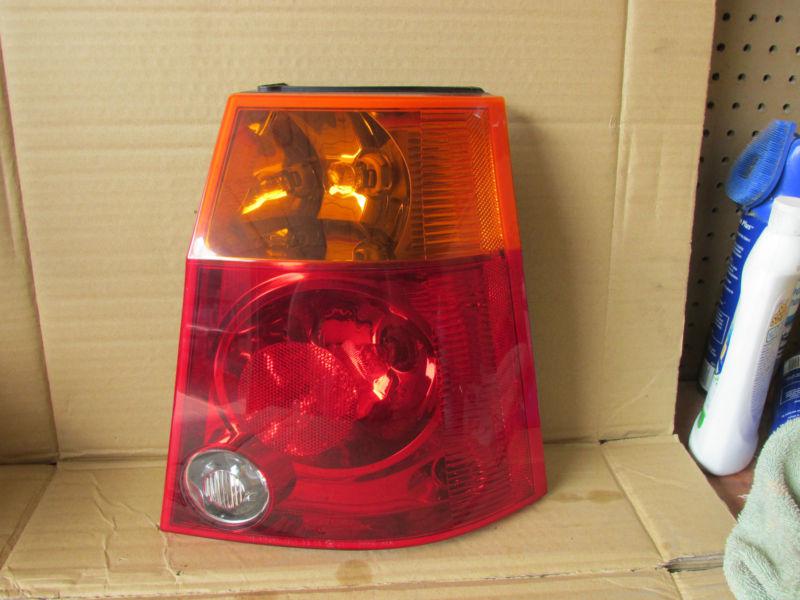 2004-2008 chrysler pacifica passenger side tail light 04 05 06 07 08 oem nice!