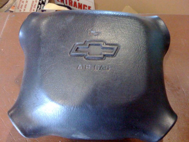 2002 chevy s10 blazer jimmy driver's steering airbag black oem ab1134q7wg5v1v