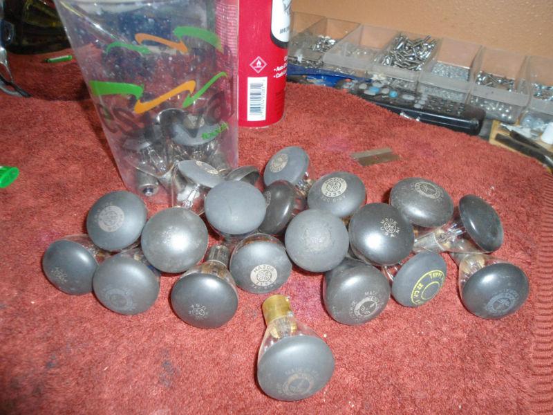 Trippe light senior light bulbs