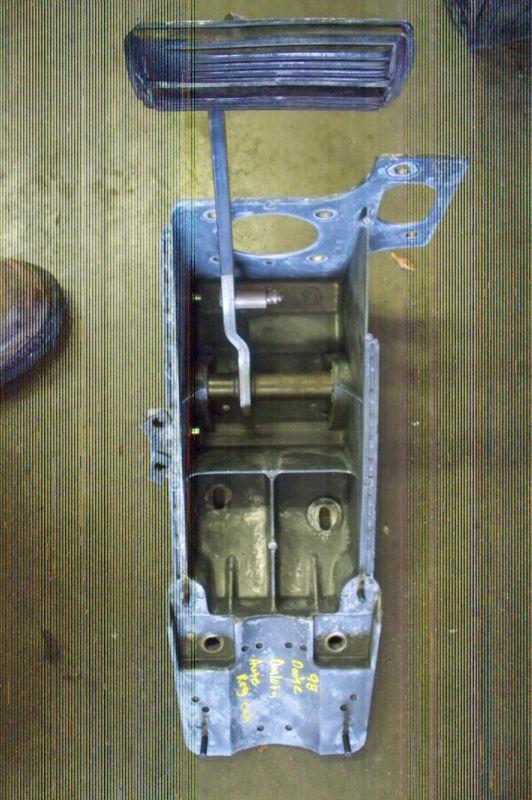 98 dodge dakota brake pedal and mount 3.9 auto