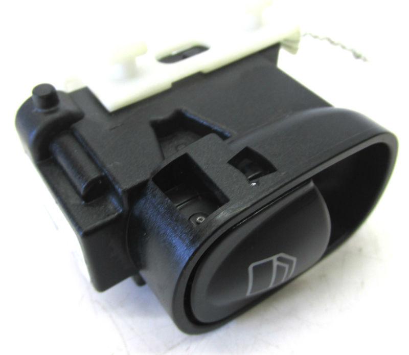 2005-2007 mercedes benz c230 w203 oem right front door window regulating switch