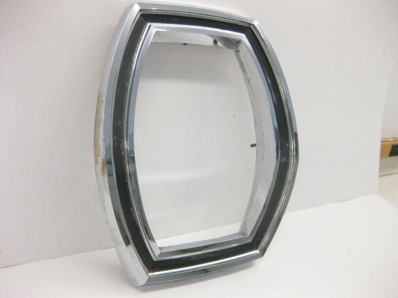 1965 FORD GALAXIE LTD TAIL LIGHT BEZEL BEZEL TRIM GOOD #C5AB UNRESTORED OEM , US $22.01, image 2