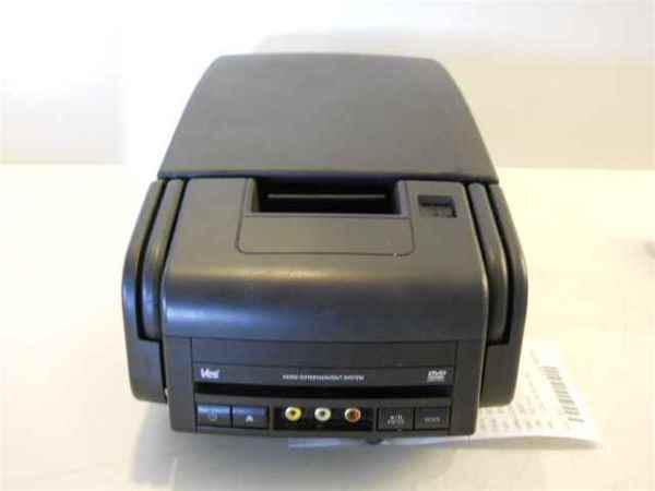 2007 chrysler 300 center console w/ dvd player screen