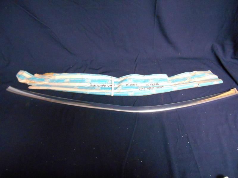 75 nos rear quarter window left and right upper pivot set nova molding trim ss