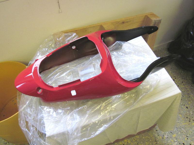 Kawasaki zx900 e1 ninja zx-9r ebony/red side cover 36001-1631-j3 nos