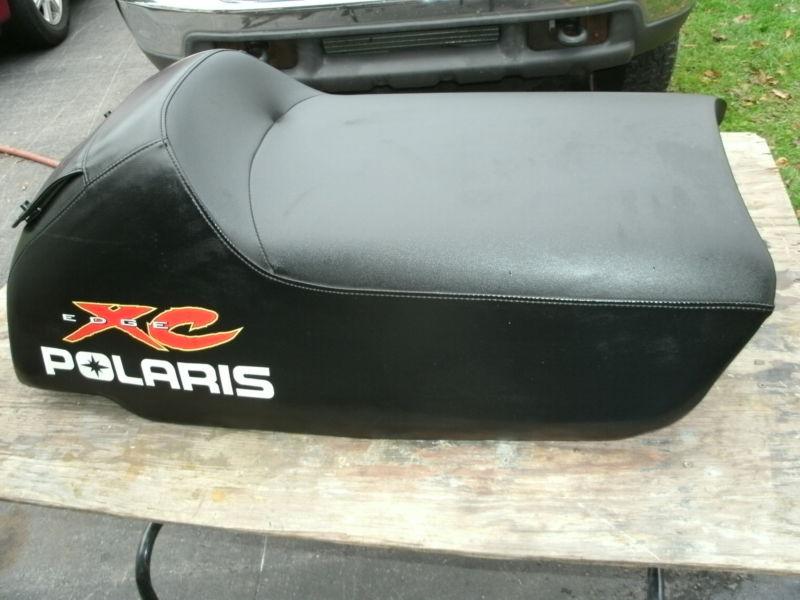 2002 polaris edge xcsp 600 seat with taillight assembly