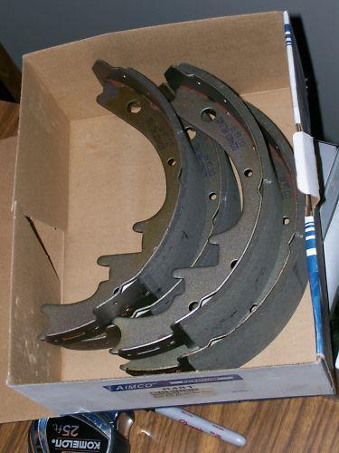 86 87 88-90 jeep wagoneer wrangler cherokee brake shoes