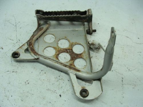 2002 yamaha yfs200p blaster atv oem left foot rest with fasteners no reserve