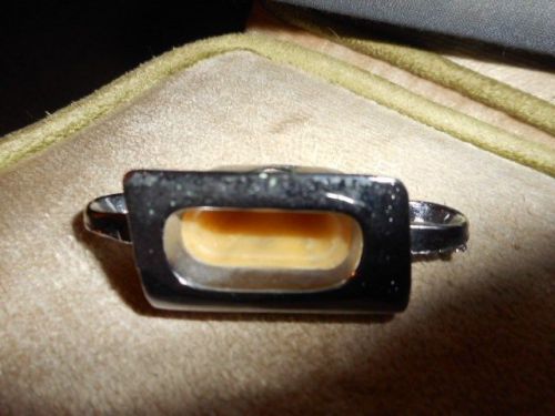 68-82 corvette t-top center alignment housing - oem - rh # 3932972