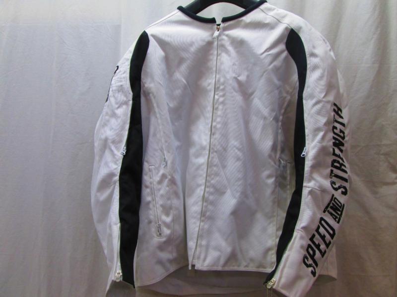 Speed & strength run with the bulls jacket 2xl