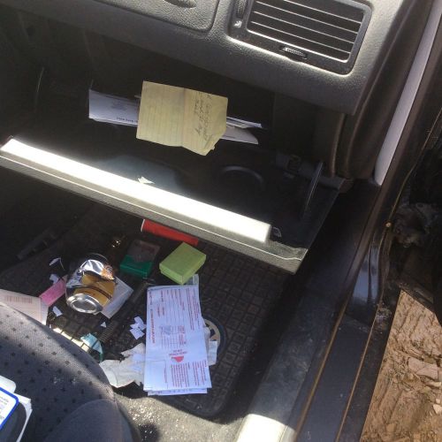 Find 1999 Volkswagen Jetta Glove Box in Mertztown, Pennsylvania, United