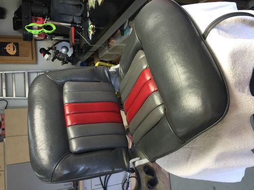 Original fishing seat 1997 ranger boats 482v..#1..excellent cond...no reserve!!