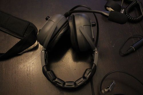 Telex air 3500 noise canceling pilot headset