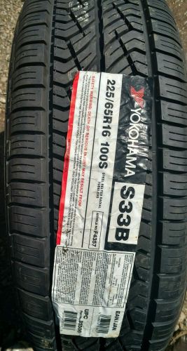 Yokohama avid s33 225/65r16 tire