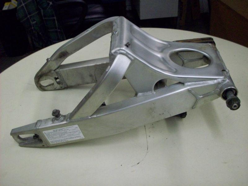 2002 YAMAHA YZF R6 SWING ARM OEM , US $30.00, image 3