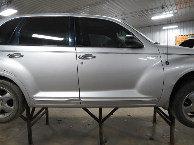 2002 chrysler pt cruiser front door right