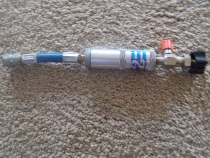 Find AC Refrigerant System Oil and Dye Injector R121/2 oz in Malakoff