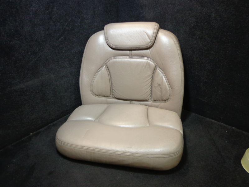 #dr8 skeeter bass boat brown seat- includes 1 seat back & 1 seat bottom cushion