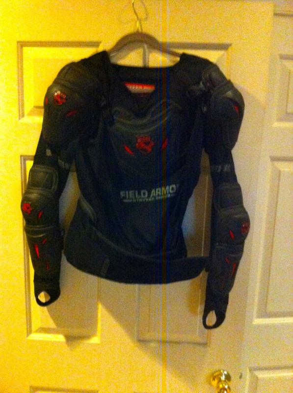 Icon stryker rig field armor (medium/large) 2013 no reserve