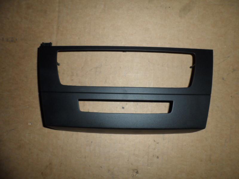 09-11 bmw 328i 335i e90 e91 e92 oem navi dvd head unit surround trim face plate