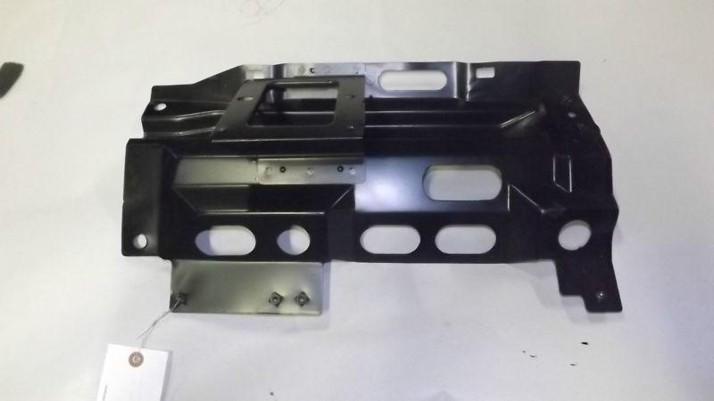 1987 1988 1989 1990 volvo 780 bertone amplifier mounting bracket 3514341 oem