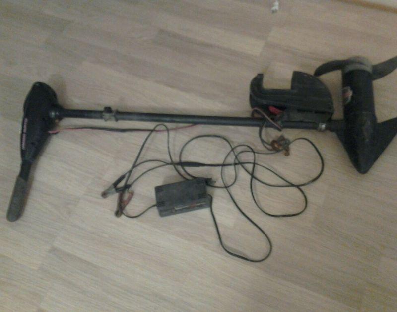 Boat trolling motor with charger local pickup only