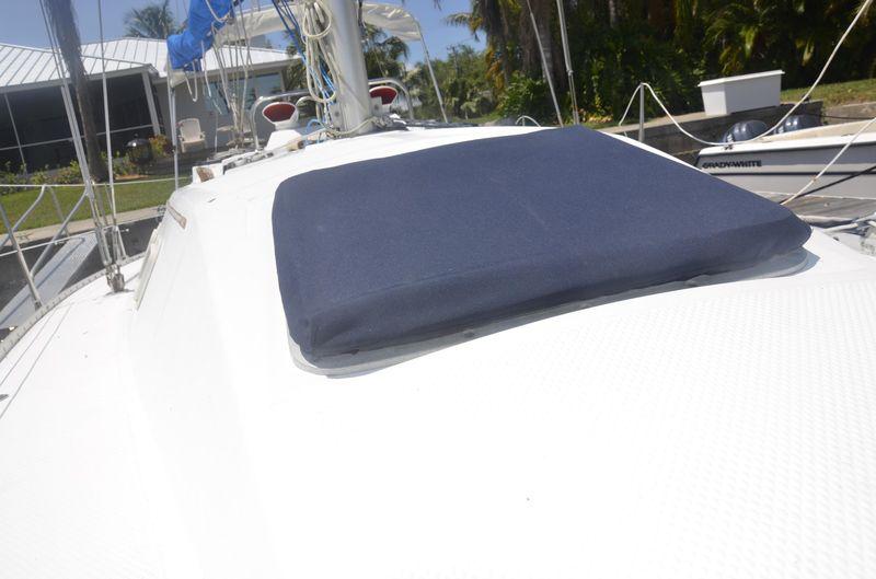 Real sunbrella canvas sailboat hatch cover cover 21"x25"x2" black