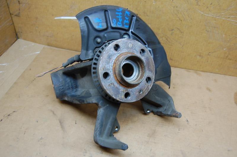 99 00 01 02 03 04 05 vw jetta golf beetle 1.9 2.0 left spindle knuckle hub
