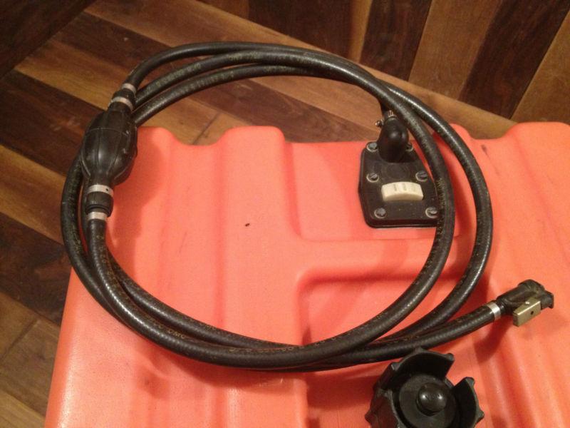 Tempo 9 Gallon Topside Gas Tank Outboard Red Plastic + Fuel Line, US $54.99, image 2